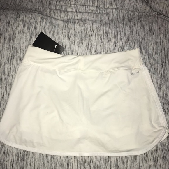 Nike tennis skort - Picture 3 of 3